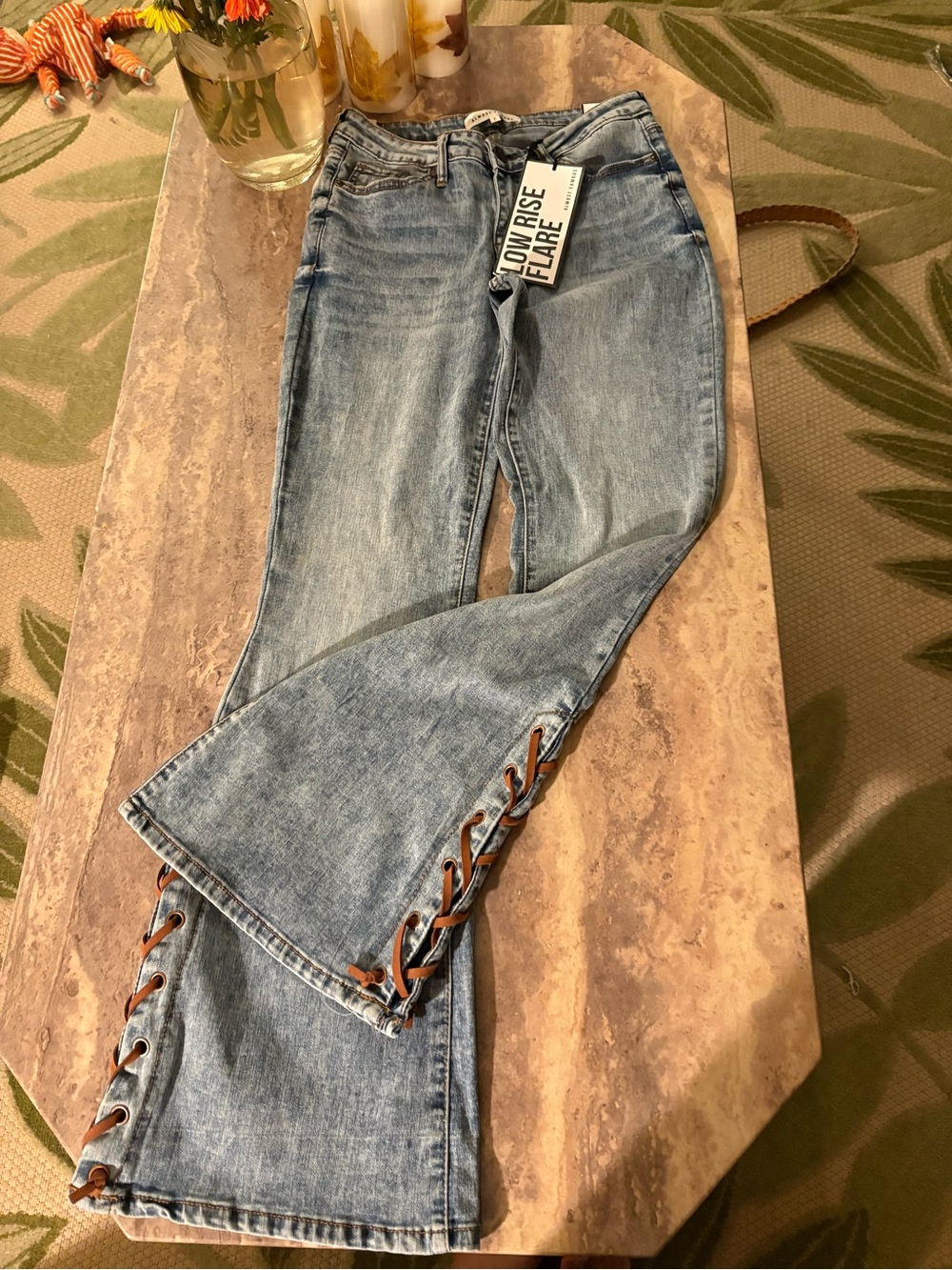 ✨ Almost Famous Low Rise Flare Jeans – Size 7 ✨ Brand New with Tags — Never Worn